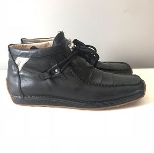 Black leather boot with Alligator toe. Sz10